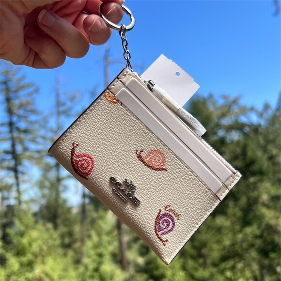 Coach Accessories - COACH Mini Skinny Card Case Id Case Keychain Wallet Snail Print Silver Hardware